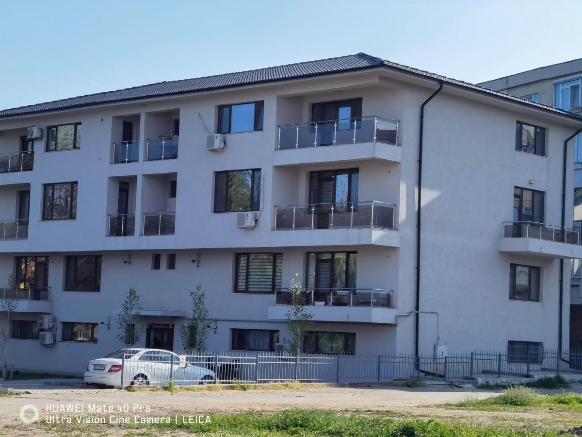 Ferienwohnung Garsoniera De La Mare Mangalia Exterior foto